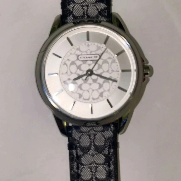 Coach Signature Index Signature Strap Watch - Picture 9 of 11